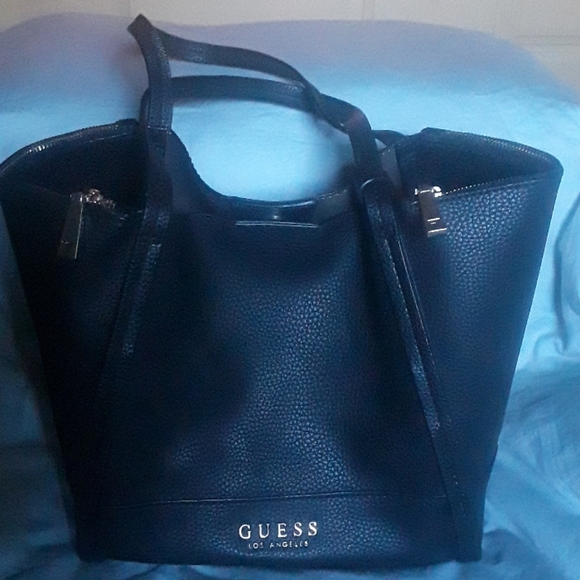 Guess Handbags - 👜 Guess Tote Purse